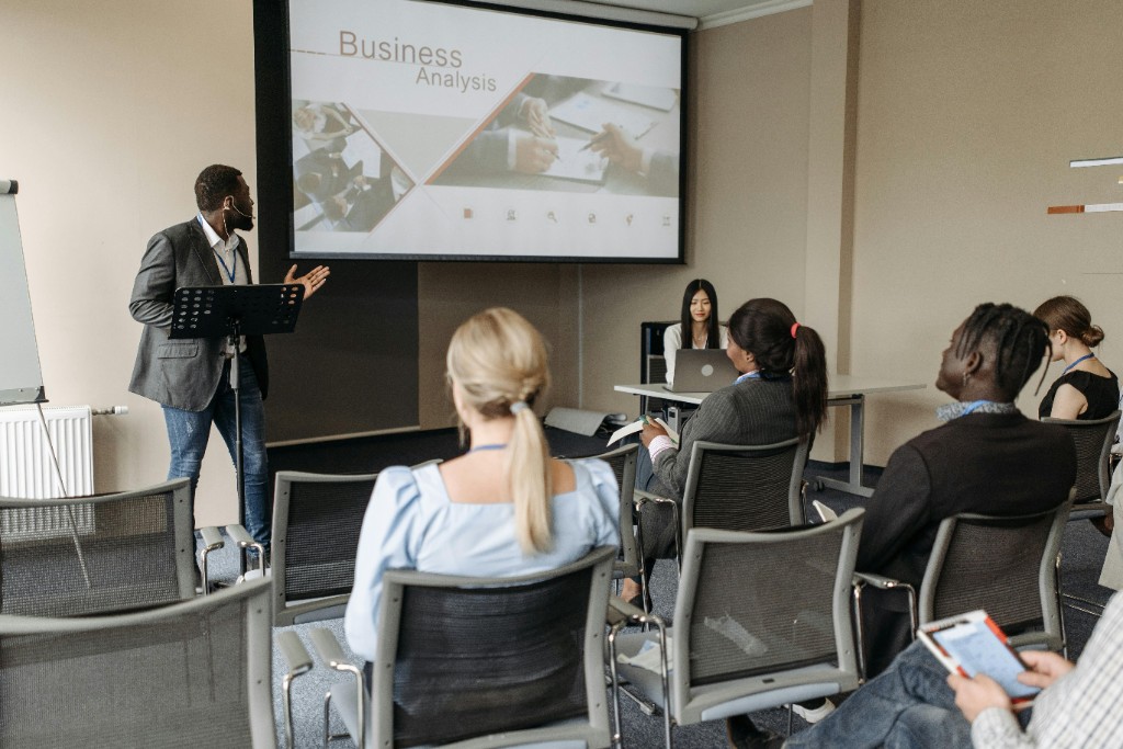 Business Communication (BUS105)